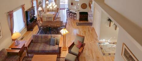 TV, fireplace, DVD player