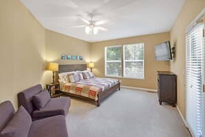 3 quartos, ferros/tábuas de passar roupa, Wi-Fi, roupa de cama