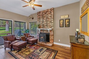 Interior - Stunning on the 17th Fairway - 119 Cottonwood Drive (Blairsden)