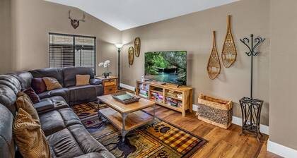 Stunning on the 17th Fairway - 119 Cottonwood Drive