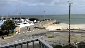施設の敷地