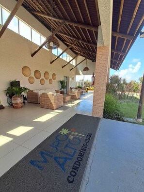 Property grounds - Resort facilities include swimming pool, gym, football pitch and court. (Ipojuca)