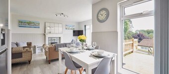 Host & Stay | Robin's Nest