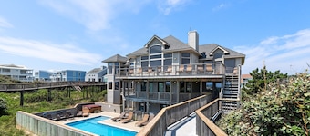 Dutch Treat: Oceanfront | Private Pool | Elevator