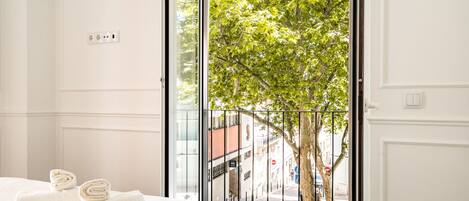 2 Schlafzimmer, BĂŒgeleisen/BĂŒgelbrett, WLAN, BettwĂ€sche