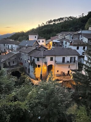 Exterior - House in the woods 15 km from the 5 Terre (Rio di sesta godano)