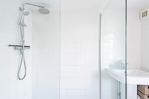 تجهيزات دش، مجففات شعر