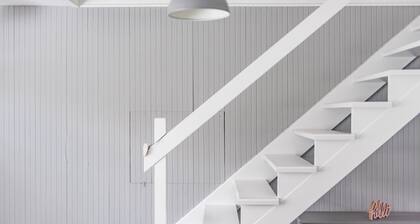 Pet friendly cottage, a stone's throw away from the beach.