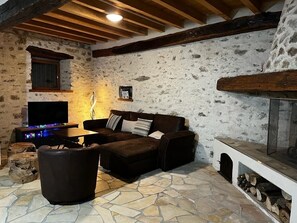 TV connectée, cheminée