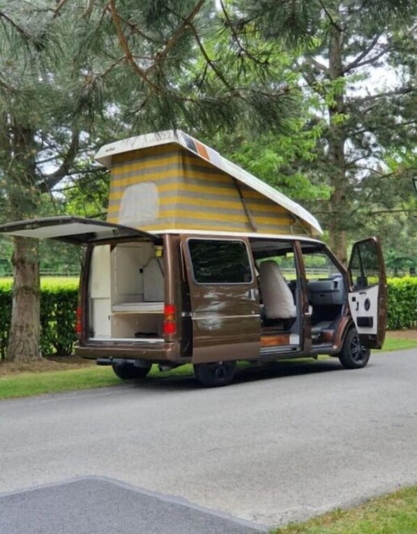 Property grounds - Camper 5 “Shelby” (Leinster)