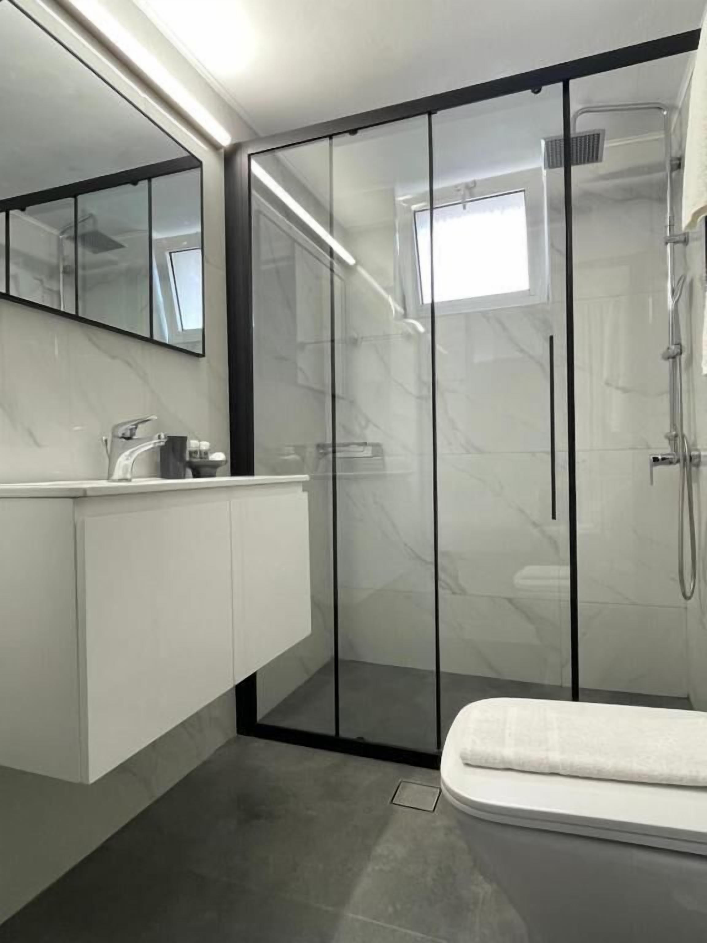 Deluxe Room | Bathroom