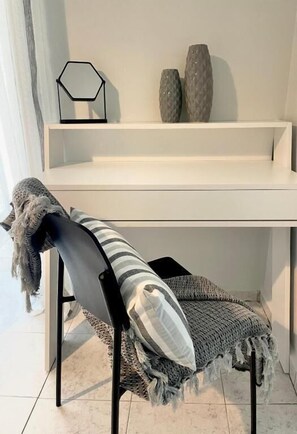 Deluxe Room | Individually decorated, individually furnished, soundproofing, free WiFi - Vasilios Marinos Rooms (Corinth)