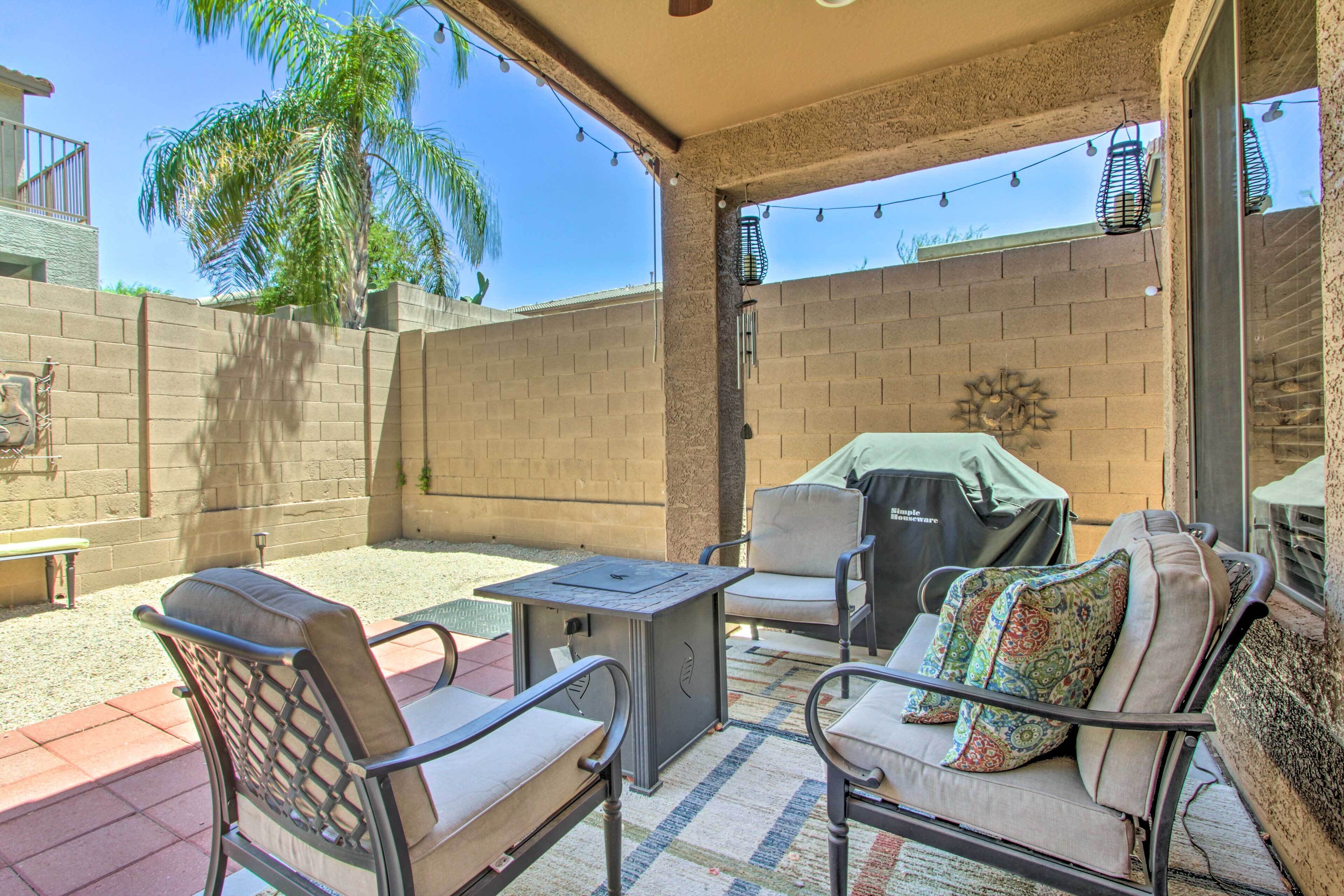 North Phoenix Home w/ Community Pools!