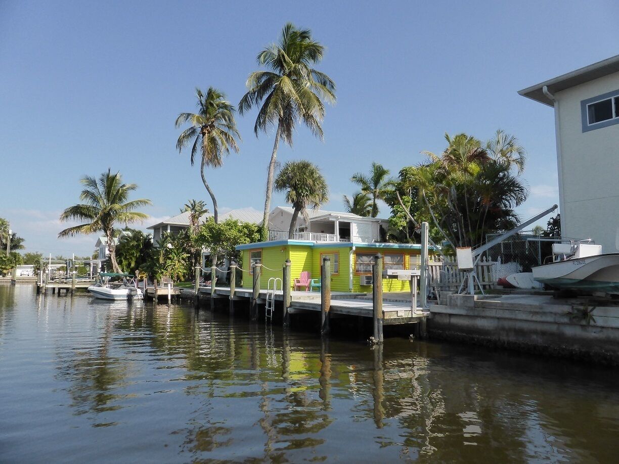 Newly opened in November 2023 - direct access to the water / private boat deck