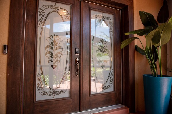 Exterior detail - Magnificent Spacious Charming vacation home in Port St Lucie Fl. (Port St. Lucie)