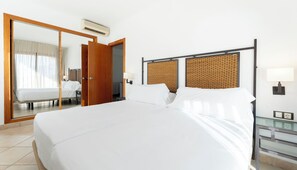 Sengetøy av topp kvalitet, dundyner og senger med Select Comfort-madrass