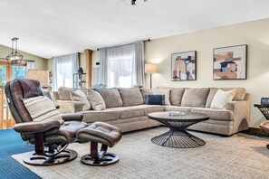 Smart-TV, fotballspill og bordtennis