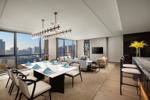 Crowne Plaza Zhengzhou High Tech Zone by IHG