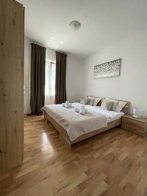 3 Schlafzimmer, Bügeleisen/Bügelbrett, kostenloses WLAN, Bettwäsche