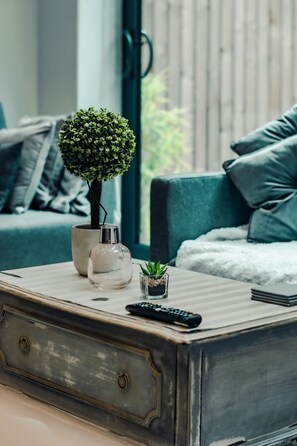 Luxury House, Accessible, Ensuite (Rare Modern TownHouse ) | Interior - Bv Luxury 3 Bedroom Townhouse At Bed Cliff Oaks (Leeds)