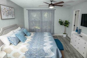 4 chambres, fer et planche Ă repasser, Wi-Fi, draps fournis
