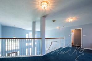 Interior - Luxurious 5 Bedroom House!!!! (Houston)
