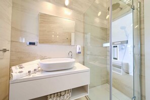 House - Luxury Holiday House Bella With Private Pool Close to the Beach (Krk)
