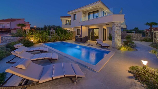 House | 2 bedrooms - Luxury Holiday House Bella With Private Pool Close to the Beach (Krk)