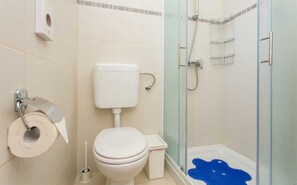 House | 2 bedrooms - Holiday House Cirik in Kras (Dobrinj)