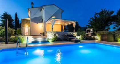 Holiday House Cirik in Kras