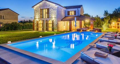 Villa Kamenica in Kras