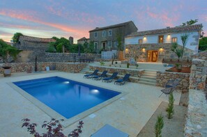 Villa | 2 bedrooms, WiFi - Beautiful Villa MAY With Swimming Pool (Dobrinj)
