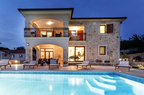 Holiday House Peranovic