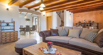 Holiday House Blue IVY