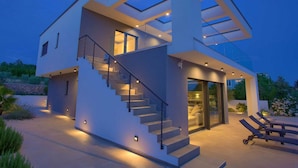 House - Luxury Villa Quadra With a sea View (Krk)