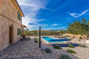 House | 3 bedrooms - Rustic Villa Viamare (Krk)