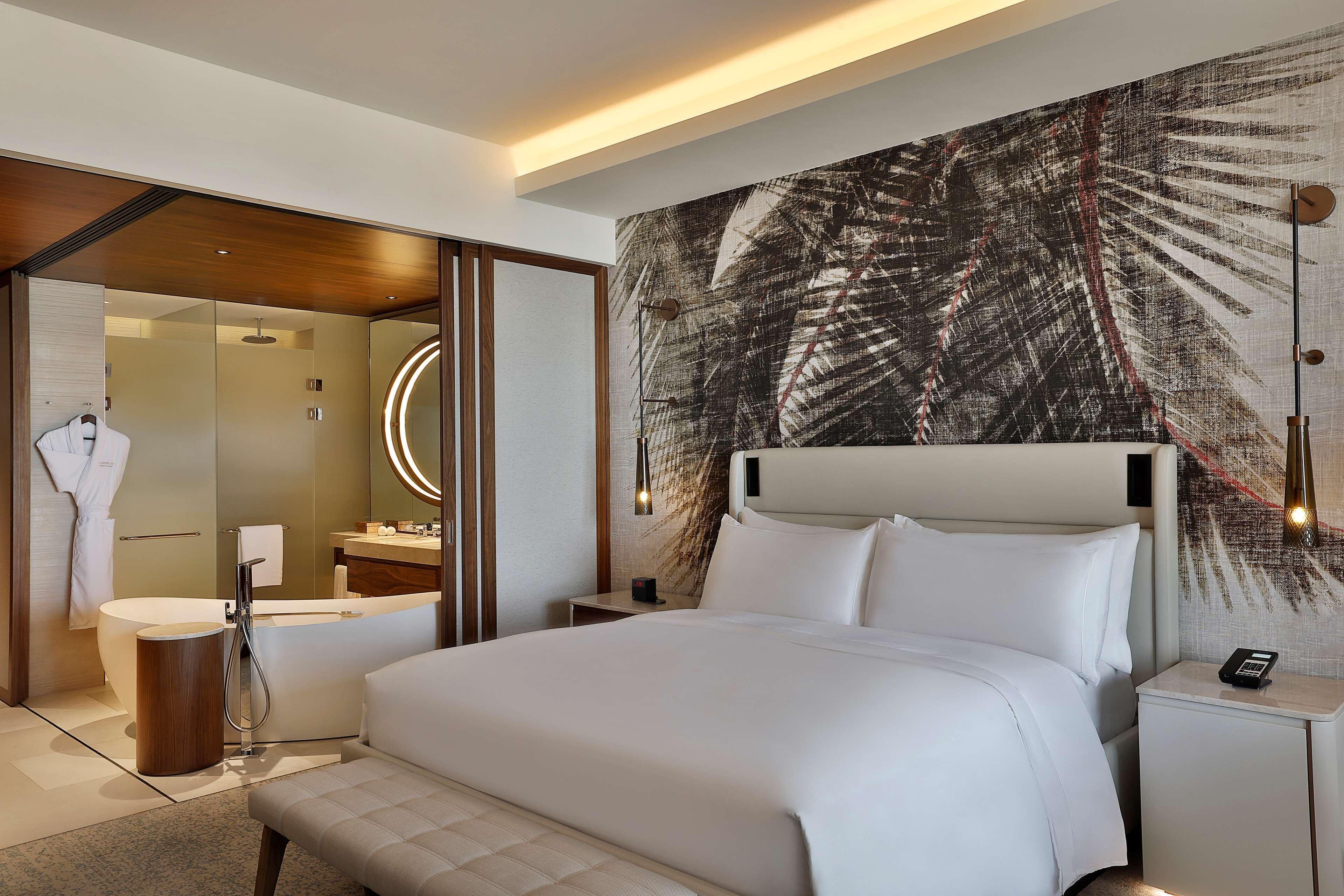 Premium bedding, minibar, in-room safe, desk