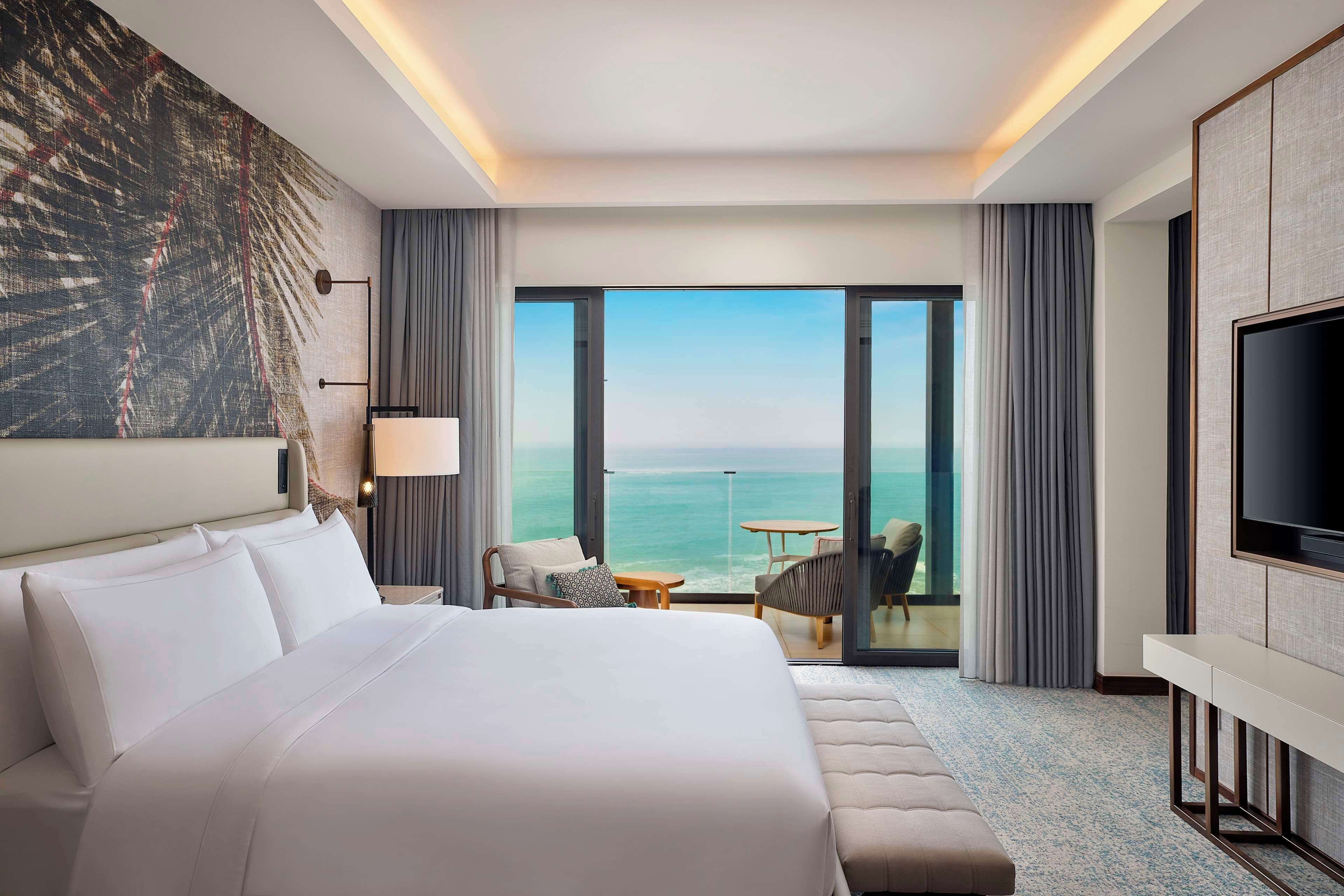 Premium bedding, minibar, in-room safe, desk