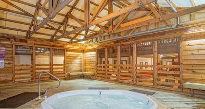 2 Br: SnowCrest 214A 2 Bedroom: Indoor Hot Tubs Game Room Easy Slope Access