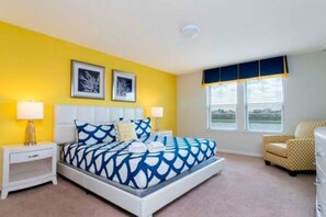5 bedrooms, iron/ironing board, travel crib, WiFi - 5 BR close to Disney with lakeview (Kissimmee)