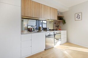 Fridge, microwave, oven, stovetop