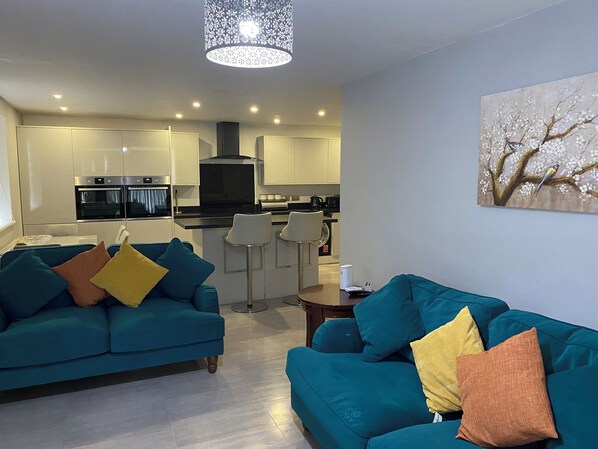 تلفزيون ذكي، كُتُب