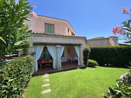 Wonderful vacation home, 10 minutes from Olbia Costa Smeralda airport,