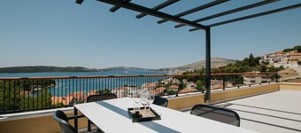 Oleander Urban Suites