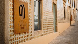 واجهة المنشأة