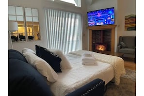 1 chambre, fer et planche à repasser, Wi-Fi gratuit, draps fournis