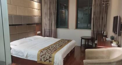 Qingcheng Express Hotel