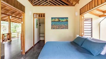 2 bedrooms, in-room safe, free WiFi, bed sheets