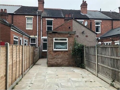 Modern 3 Bed, 4 Bath Property Located In Coventry City Centre