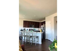 Private kitchen - The Hutson’s 5 bedroom Colorado Retreat (Colorado Springs)